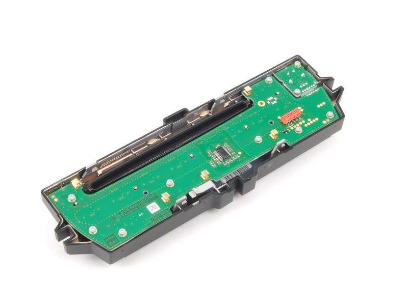 Frontal radio OEM 65129270250 para BMW E81, E82, E87, E88, E90, E91, E92, E93, E84, E89. Original BMW.