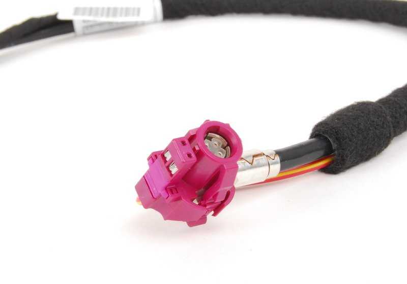 Cable de conexión CIC a pantalla OEM 61119251701 para BMW F20 (todos los modelos: 114d, 116d, 118d, 120d, 125d, 114i, 116i, 118i, 120i, 125i). Original BMW.