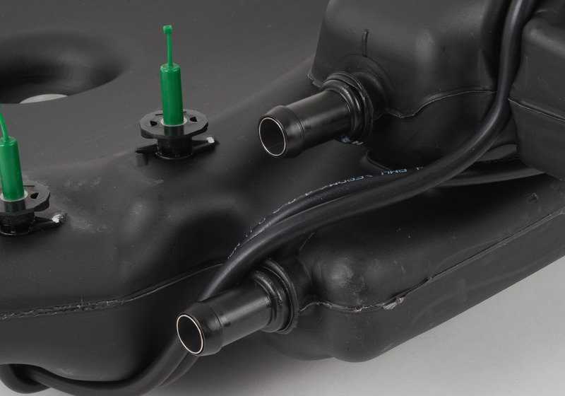 Depósito SCR AdBlue OEM 16197204623 para BMW E90. Sistema de reducción de emisiones compatible con BMW Serie 3 E90. Recambio original BMW.