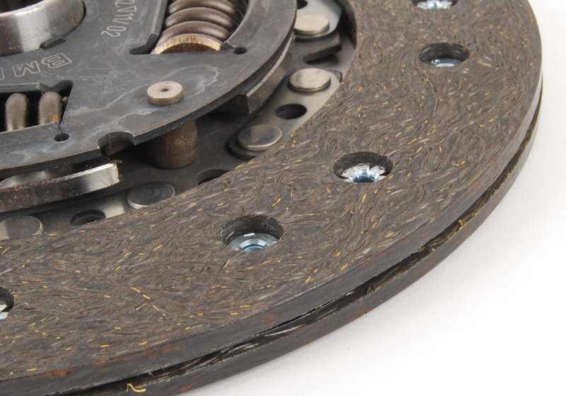 Disco di frizione senza amianto OEM 21211223097 per BMW E21, E30, E12, E28, E34. Compatibile con più modelli di frizione. BMW originale.