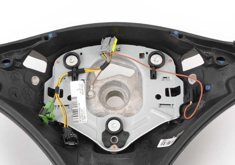 Volante deportivo de cuero OEM 32306782805 para BMW E70, E71, E72. Original BMW.