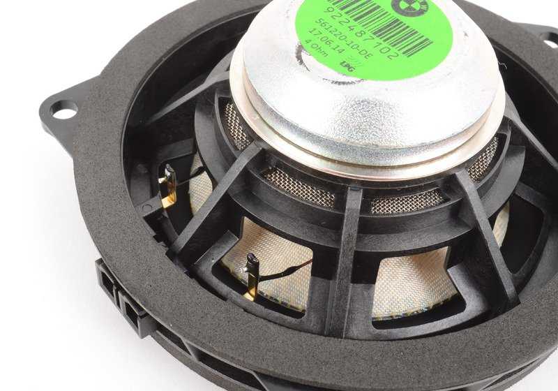 Altavoz central High-End OEM 65139224871 para BMW F06, F12, F13. Compatible con modelos 640d, 640d xDrive, 640i con sistema de sonido High-End. Original BMW.