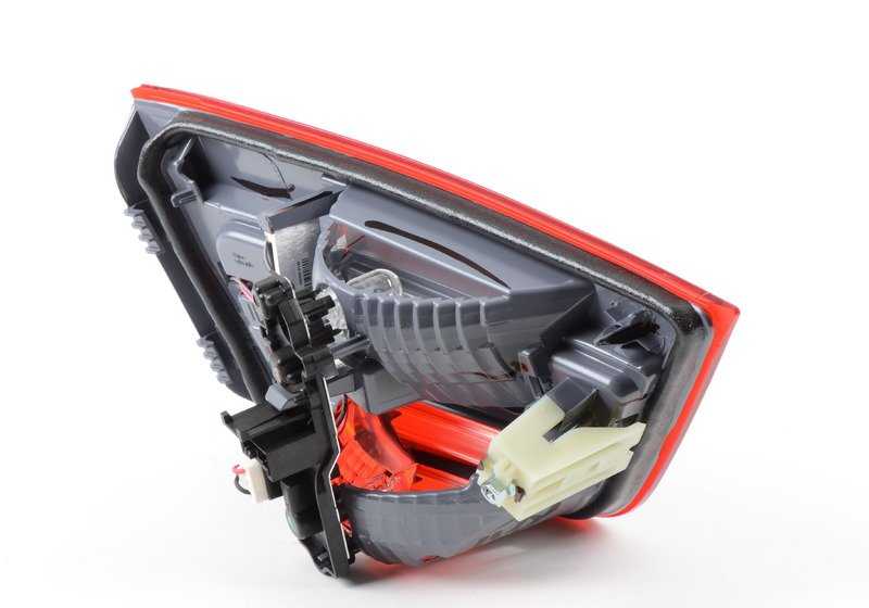 Piloto trasero LED derecho en portón OEM 63217217314 para BMW X3 F25 (modelos: sDrive18d, sDrive20i) de 2012 a 2017. Original BMW.