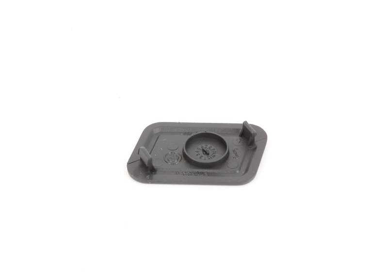Tapa izquierda del airbag OEM 51418225495 para BMW E36 {316g, 316i, 318tds}. Pieza original BMW. Ideal para sustituir la tapa lateral del airbag en el lado del conductor. Color negro.