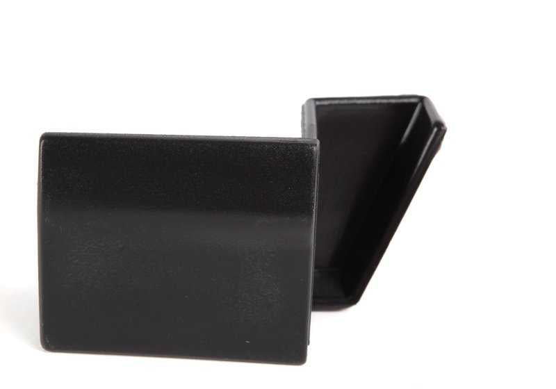 Tapa embellecedora derecha OEM 51368151066 para BMW E36. Original BMW.