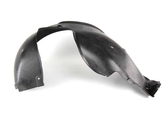 Recubrimiento cubrerueda delantero derecho OEM 51718159424 para BMW Serie 5 E39 (520d, 520i) y más. Original BMW.