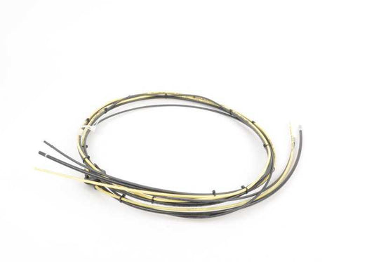 Tubo hidráulico OEM 37236754453 para BMW X5 E53 (modelos 3.0d y 3.0i con suspensión neumática). Compatible con transmisiones manuales y automáticas. Original BMW.