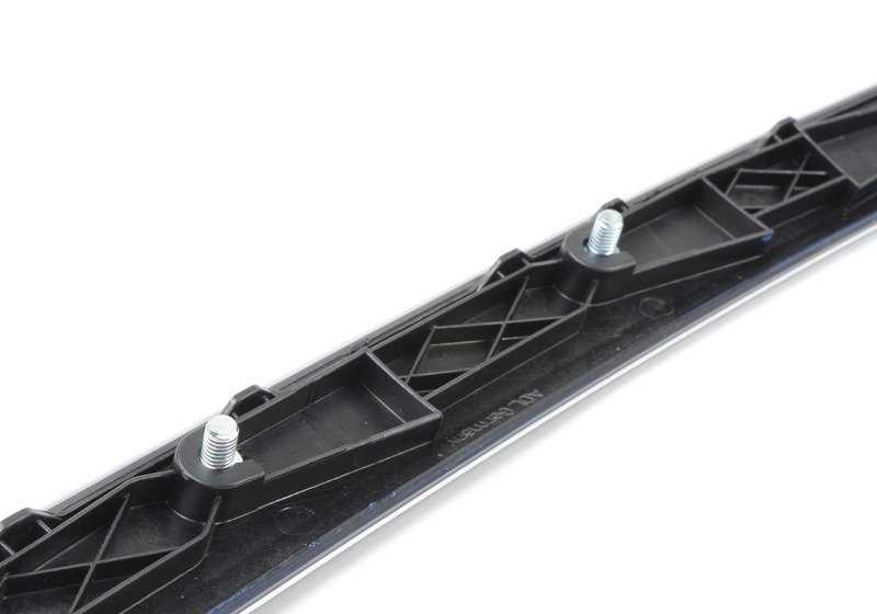 Moldagem interna Porta frontal esquerda na geleira de alumínio Silber OEM 51419145407 para BMW E90, E91. BMW original.