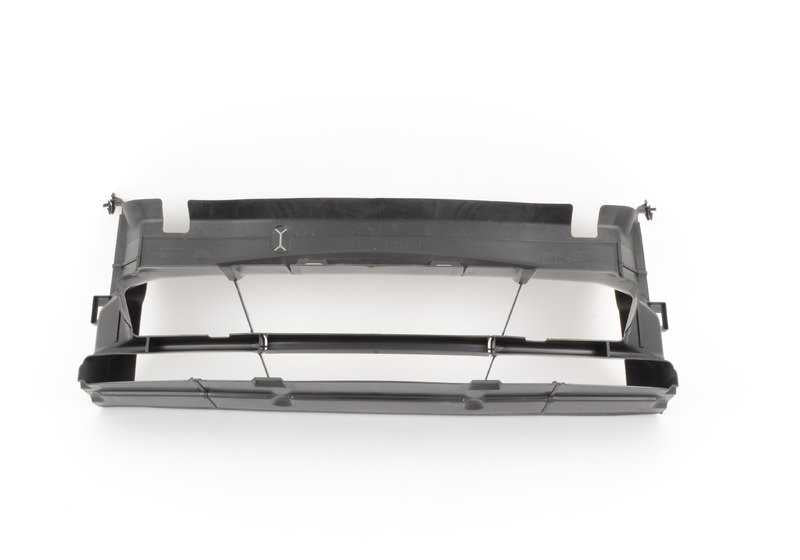 Conducto de aire inferior OEM 51747255414 para BMW F20, F21, F30, F31. Original BMW.