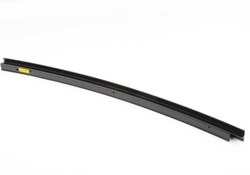 Embellecedor exterior guía ventana izquierda OEM 51357258301 para BMW F30, F80. Original BMW.