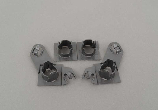 Soporte sensor PDC delantero OEM 51110432215 para BMW E60 y E61. Original BMW.