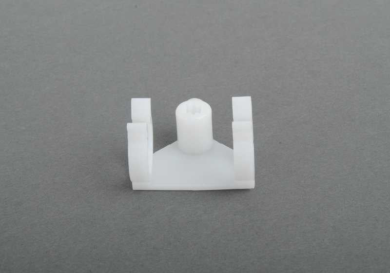 Soporte conector eléctrico OEM 61131374899 para BMW E30, E28, E34, E24, E32, E31, Z1. Original BMW.