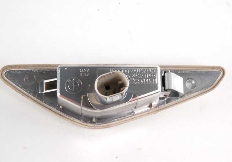 Zusätzliches Blanca -Licht für BMW E46 (OEM 63136920732). Original BMW
