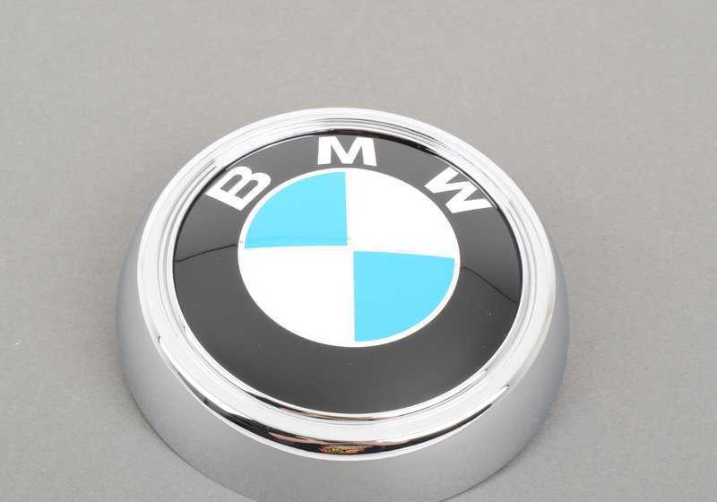 Emblema trasero (maletero) OEM 51147364375 para BMW X3 F25 (modelos xDrive28i, sDrive18d, sDrive20i). Original BMW.