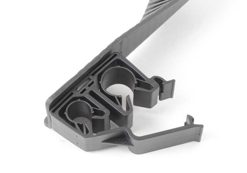 Support OEM d'assujettissement 64509147384 pour BMW E46, E85 et E86. Pièce BMW originale. Idéal pour régler les lignes de climatisation ou d'autres composants en fonction de l'assemblage d'origine.