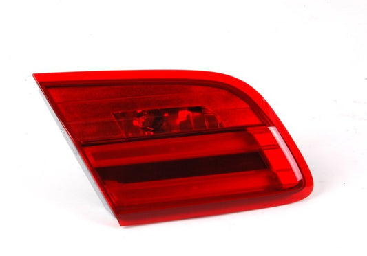 Piloto trasero izquierdo en tapa del maletero OEM 63217252779 para BMW Serie 3 E92 LCI 316i, 318i, 320d, 320d xDrive (03/2010-06/2013)… y más. Original BMW.