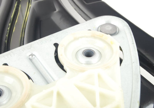 Mecanismo elevalunas eléctrico puerta trasera derecha OEM 51377111018 para MINI Cabrio R52 (2002-2008), MINI Cabrio R57 (2007-2010), MINI Cabrio R57 LCI (2009-2015). Original MINI.