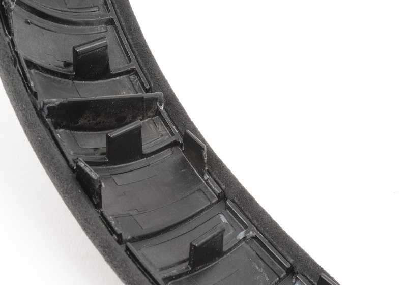 Embellecedor de tirador interior puerta derecha en Alcantara OEM 51418051246 para BMW E82. Original BMW.