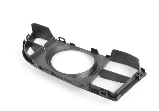 Rejilla de entrada de aire derecha OEM 51118059002 para BMW F10 y F11. Compatible con versiones 518d y 520d. Recambio original BMW.