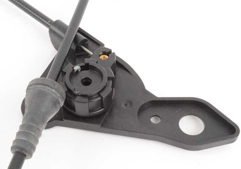 Front opening hunter OEM 51231928621 for BMW E34, E32, Series 5 (518g, 518i, 520i) and 7 Series 7. Original Piece BMW. Ideal if the hood does not open well or the shooter is broken.