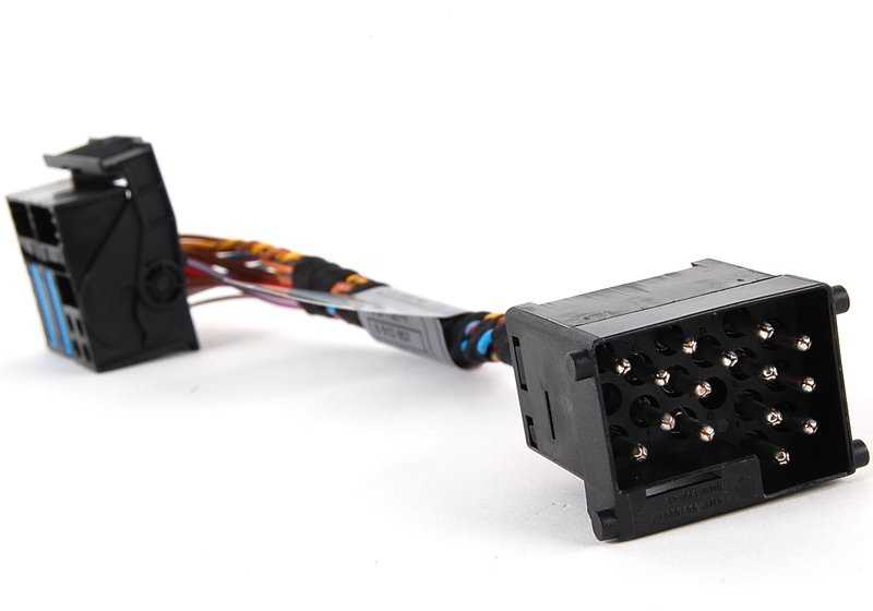 Cable adaptador de radio OEM 61126913957 para BMW E39, E53, R50, R53. Original BMW.