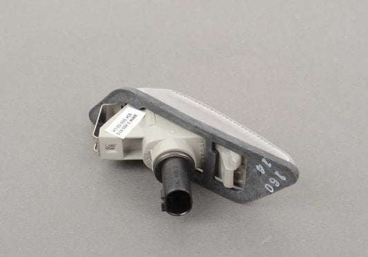 Indicador de dirección adicional izquierdo blanco OEM 63132493613 para BMW Z3 E36 (1994-2002). Original BMW.