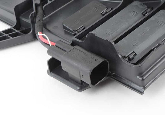 Fan support with Electrovantiler OEM 17427603762 for BMW E60, E61, E63 and E64. Compatible with N46 and N43 engines of 520i. Original BMW.