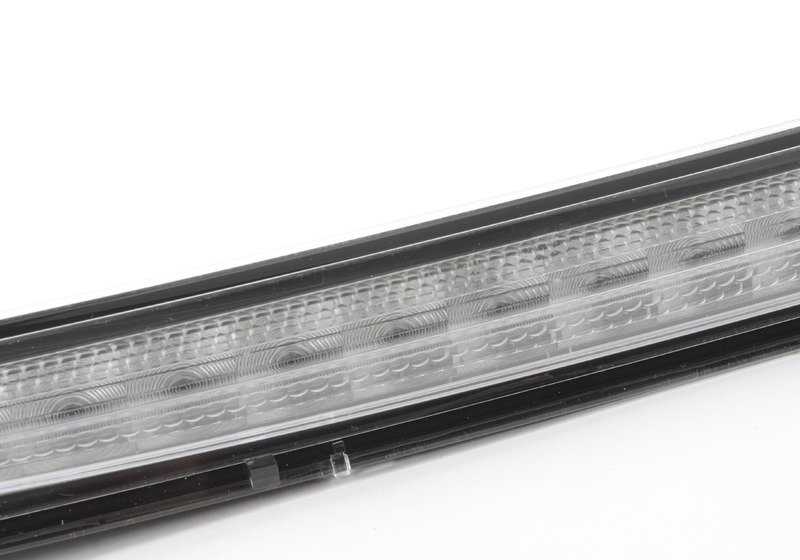 Tercera luz de freno blanca OEM 63256917540 para BMW E46 (Todos los modelos compatibles: Berlina, Touring). Original BMW.