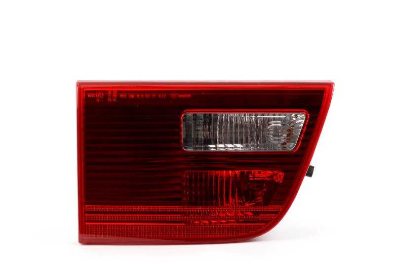 Piloto trasero izquierdo maletero OEM 63217164483 para BMW E90, E91, E92, E93. Original BMW.