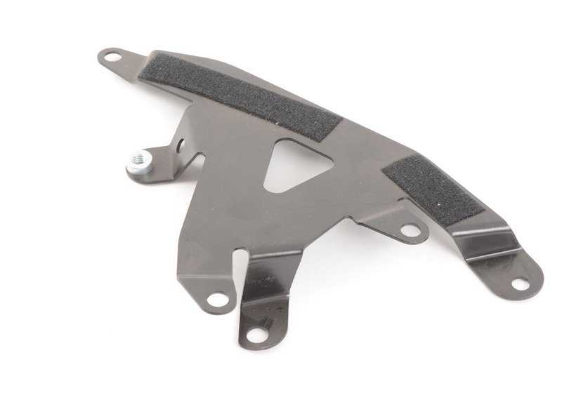 Soporte amplificador sistema HiFi OEM 65128361491 para BMW 3' E36 316i, 318tds... y más. Original BMW.
