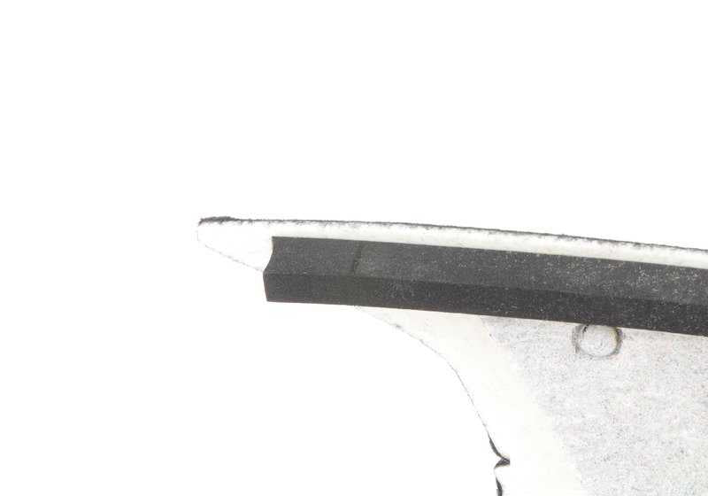 Revestimiento pilar trasero derecho OEM 51437041932 para BMW E39. Original BMW.