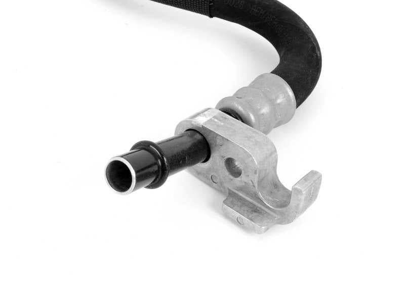 Tubo de aceite del radiador OEM 17227573273 para BMW E82 135i (N54/N55) manual y automático, y E82 M Coupé (N54T). Original BMW.