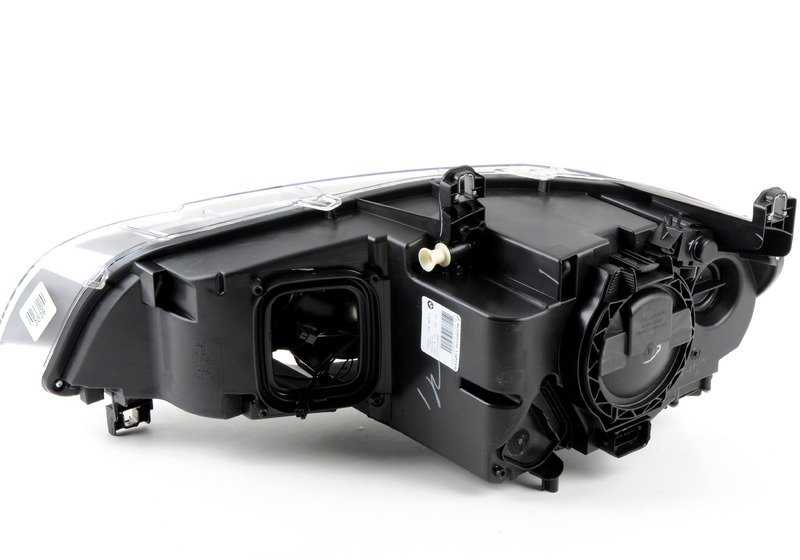 AHL-Xenon Headlight Right for BMW E70N (OEM 63127298452). Original BMW