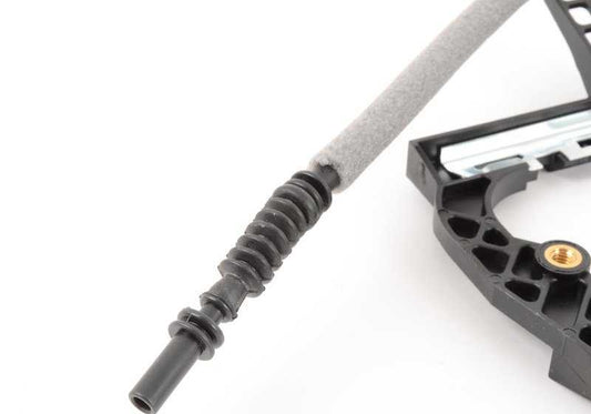 Soporte interior maneta exterior puerta izquierda OEM 51217197313 para BMW Z4 E85 y E86. Compatible con modelos 2.0i, 2.2i, 2.5i, 2.5si. Apto para versiones con cambio manual y automático. Original BMW.