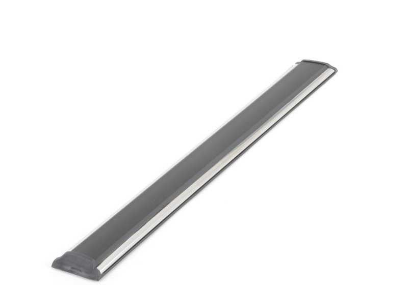 Moldura lateral trasera izquierda OEM 51131832737 para BMW E23. Original BMW.