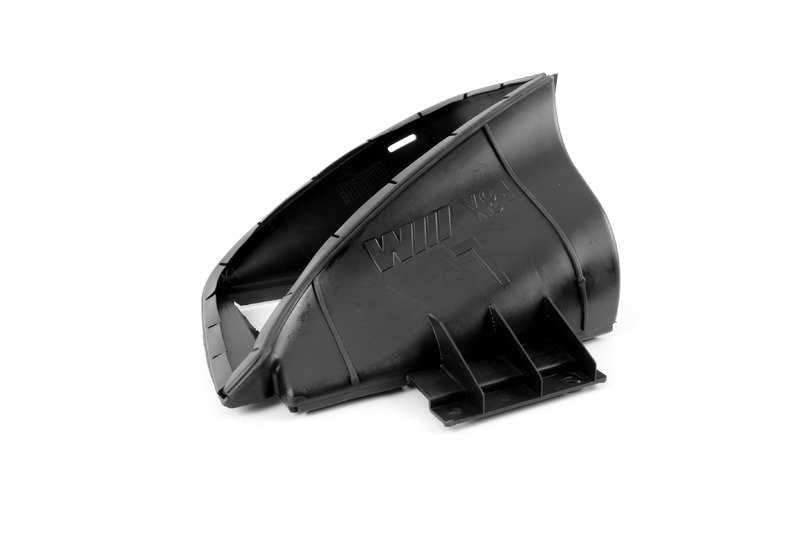 Guía de aire del radiador delantero izquierda OEM 51748054265 para BMW F80, F80N, F82, F82N, F83, F83N. Pieza original BMW. Ideal para canalizar el aire hacia el radiador y mejorar la refrigeración.