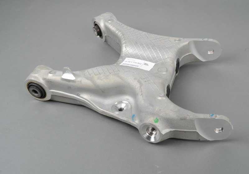 Brazo oscilante trasero derecho OEM 33326770952 para BMW X5 E70, E70N, F15, F85 y BMW X6 E71, E72, F16, F86. Original BMW.