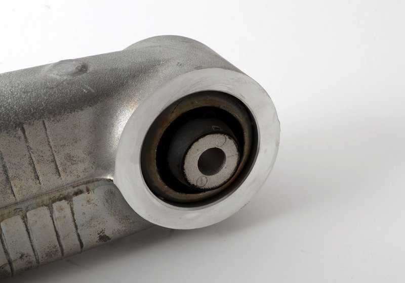 Brazo oscilante trasero derecho OEM 33326770952 para BMW X5 E70, E70N, F15, F85 y BMW X6 E71, E72, F16, F86. Original BMW.