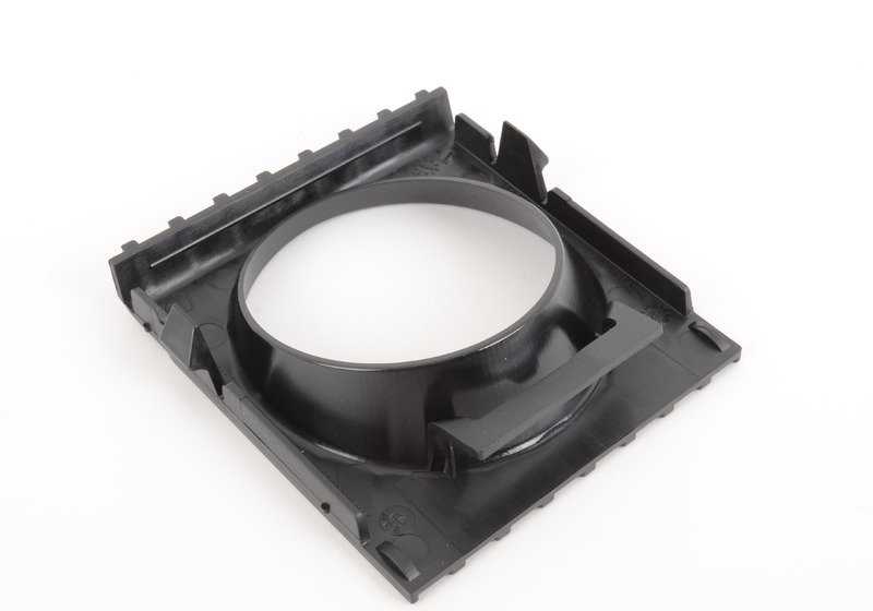 Rejilla lateral inferior derecha OEM 51117069506 para BMW E63 y E64. Original BMW.