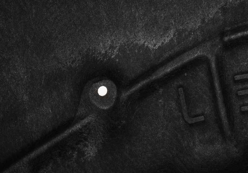 Cubierta del paso de rueda trasero izquierdo OEM 51717260293 para BMW F30, F30N, F31, F31N, F35, F35N. Original BMW.
