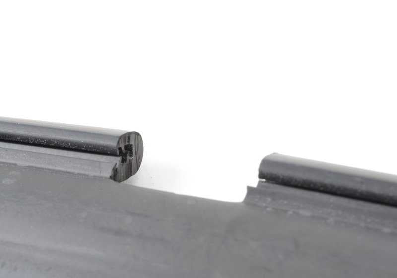 Board de profil pour la série BMW 5 E34 (OEM 17101728768). BMW d'origine