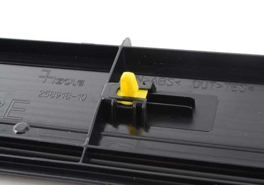 Front input Embellient M OEM 51478053575 for BMW 6 F06 series, F06N. Original BMW.