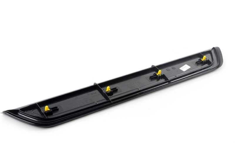 Embellecedor de entrada delantero M OEM 51478053575 para BMW Serie 6 F06, F06N. Original BMW.