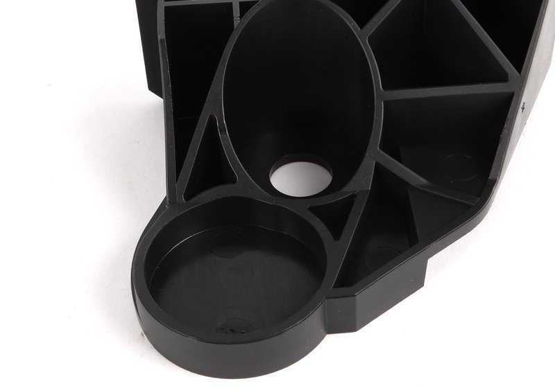 Soporte lateral izquierdo OEM 51117030619 para BMW E46. Pieza original BMW para la carrocería, ubicado en la zona lateral izquierda del vehículo. Repuesto original BMW.