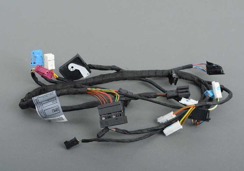 Cableado asiento conductor OEM 61129131728 para BMW E81, E82, E88, E92. Original BMW.