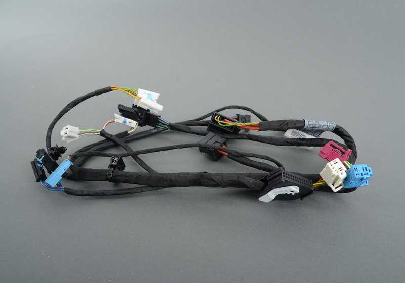 Cableado asiento conductor OEM 61129131728 para BMW E81, E82, E88, E92. Original BMW.