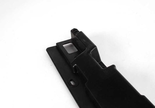 Reforço esquerdo para BMW X3 E83, E83N (OEM 51713330869). BMW original