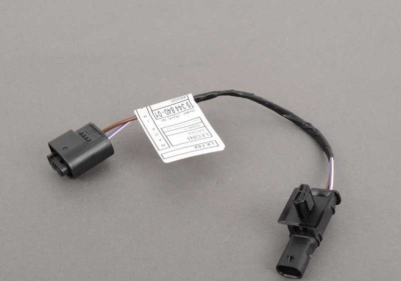 Fanfare Adapter Cable for BMW 3 Series F80, 4 Series F82 (OEM 61129344840). Original BMW