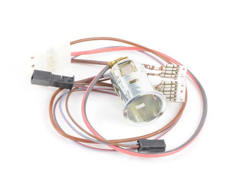 Toma de mechero OEM 61348352287 para BMW E38 725tds, 728i {todos los modelos compatibles}. Recambio original BMW.