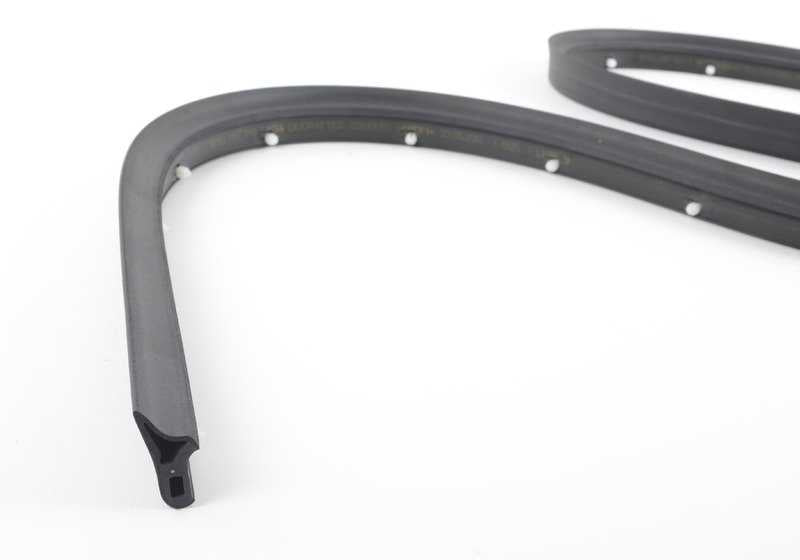 Condensador aire acondicionado OEM 64539216143 para BMW F25 y F26. Recambio original BMW.
